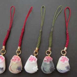 【オーダー】チャボの根付【和菓子風】