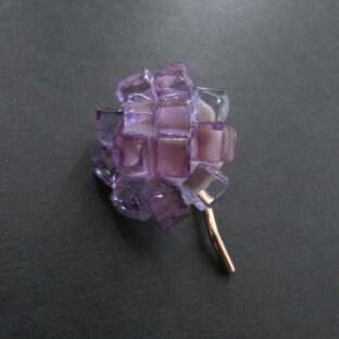 羊羹紫陽花のポニーフック青紫