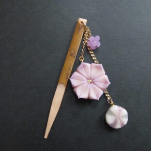 花にらと飴の帯飾り