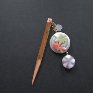 金魚と飴の帯飾り